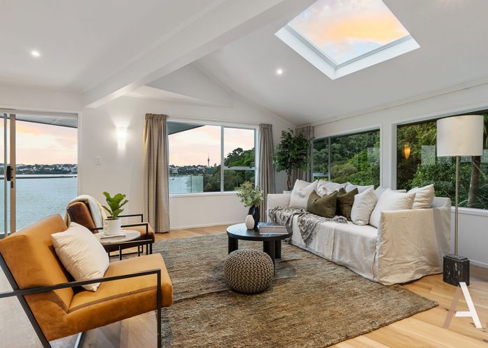  at 8 Ngapipi Road, Orakei, Auckland