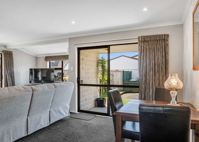  at 4 Charisma Court, Kelvin Grove, Palmerston North, Manawatu / Whanganui
