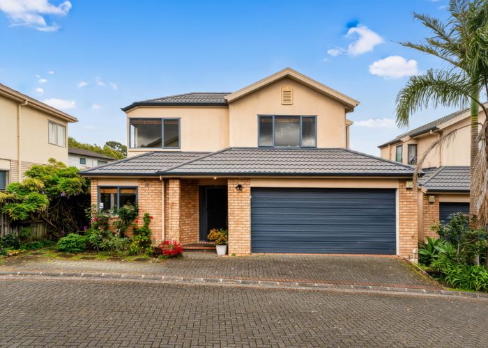  at 45A Redoubt Road, Goodwood Heights, Manukau City, Auckland