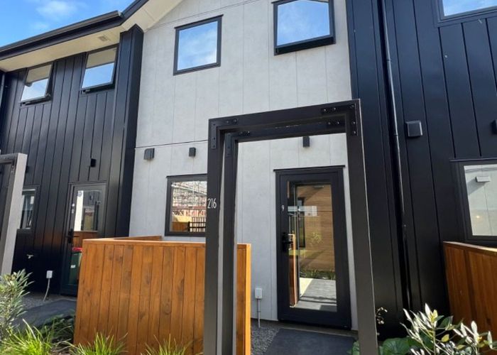  at 9/216 Rosebank Road, Avondale, Auckland