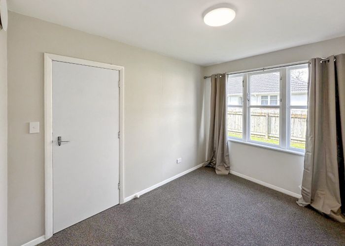  at 2/2 Totara Street, Trentham, Upper Hutt, Wellington