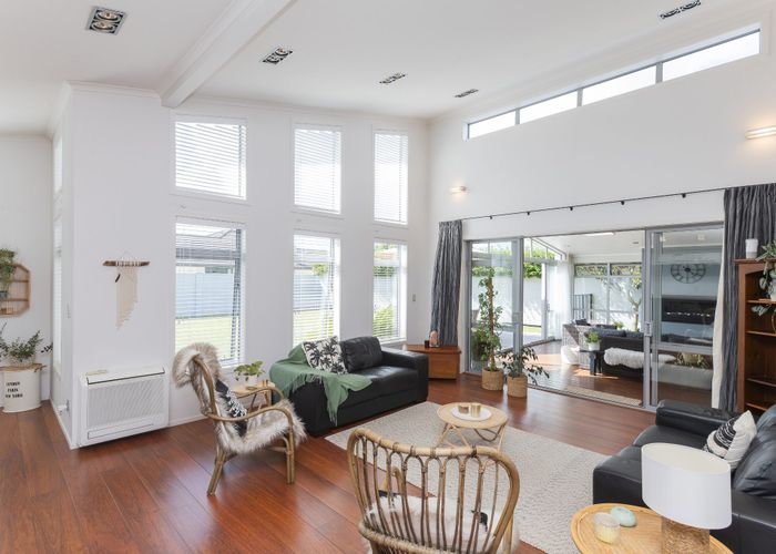  at 2 Fisher Place, Lytton West, Gisborne