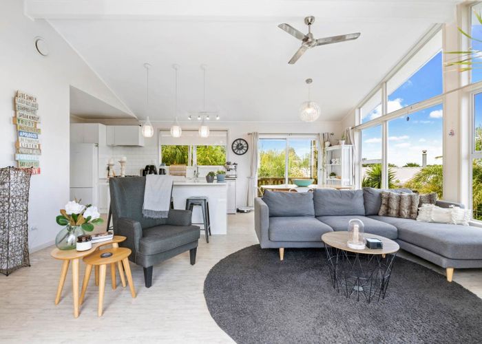  at 58 Brian Crescent, Stanmore Bay, Rodney, Auckland