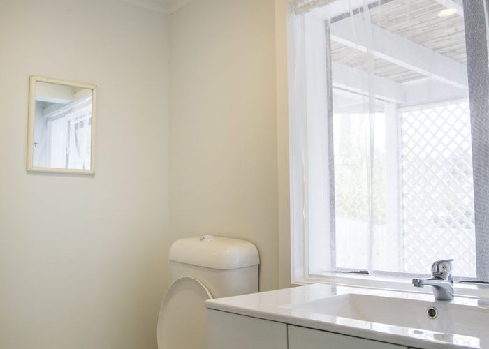  at 10 Juniper road, Sunnynook, North Shore City, Auckland