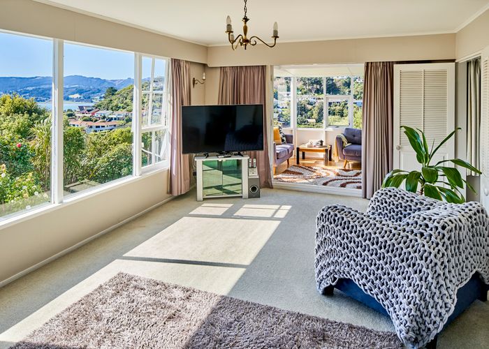  at 152 Kahu Road, Paremata, Porirua