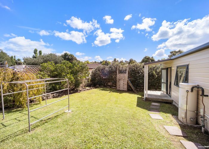  at 77 Brunner Road, Glen Eden, Waitakere City, Auckland