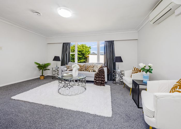  at 2/10 Mahon Place, Papatoetoe, Manukau City, Auckland