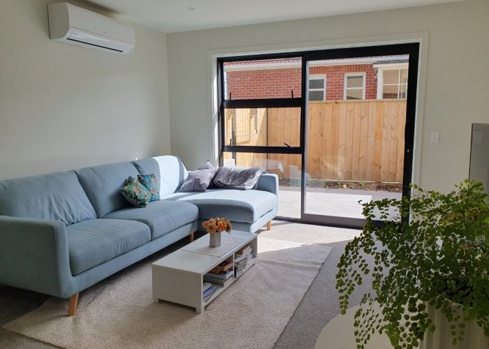  at 4/37 Sladden Street, Naenae, Lower Hutt, Wellington