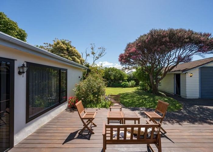  at 98 Point Road, Monaco, Nelson, Nelson / Tasman