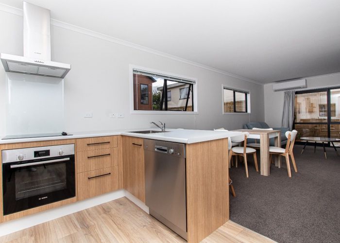  at 4/13 Palmerston Street, Hamilton City Central, Hamilton, Waikato