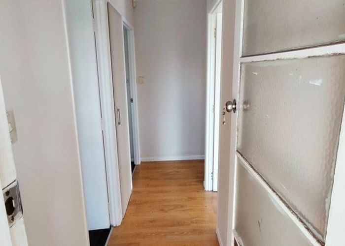  at 130 Tennessee Avenue, Mangere East, Manukau City, Auckland