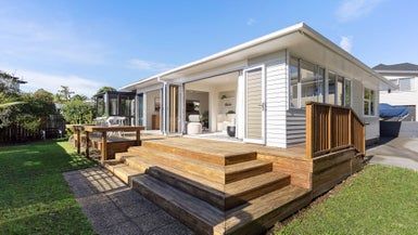  at 19 Cherry Road, Bucklands Beach, Auckland