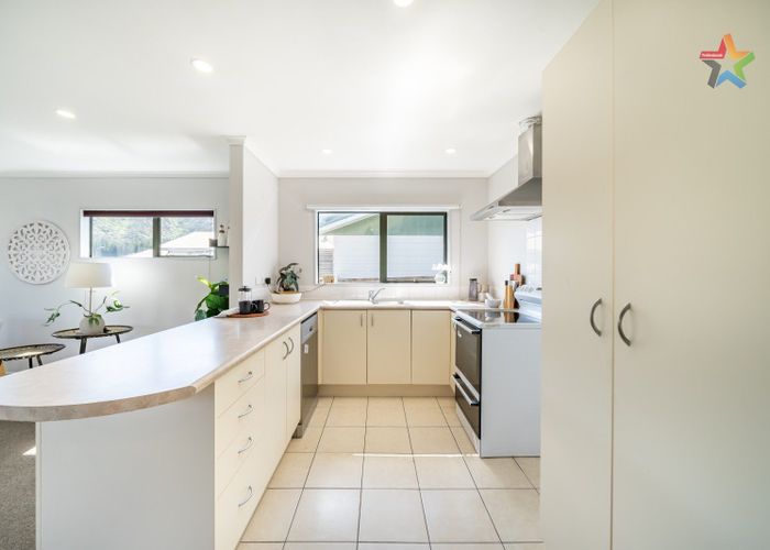  at 5B Kilkenny Grove, Wainuiomata, Lower Hutt