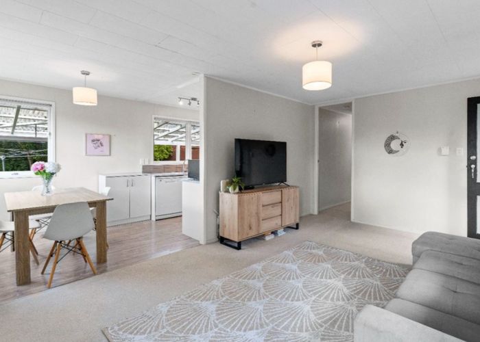  at 7 Rainbow Place, Wattle Downs, Manukau City, Auckland