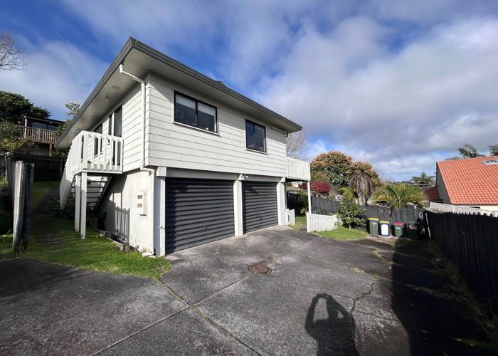  at 15B Exeter Place, Unsworth Heights, North Shore City, Auckland