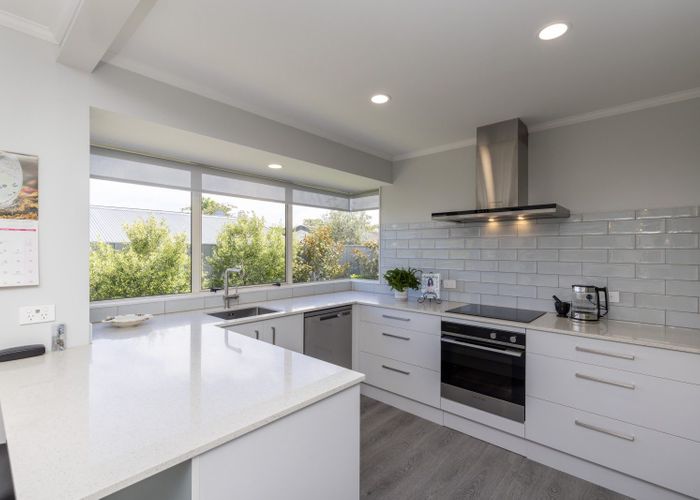  at 5A Nathan Avenue, Paraparaumu Beach, Kapiti Coast, Wellington