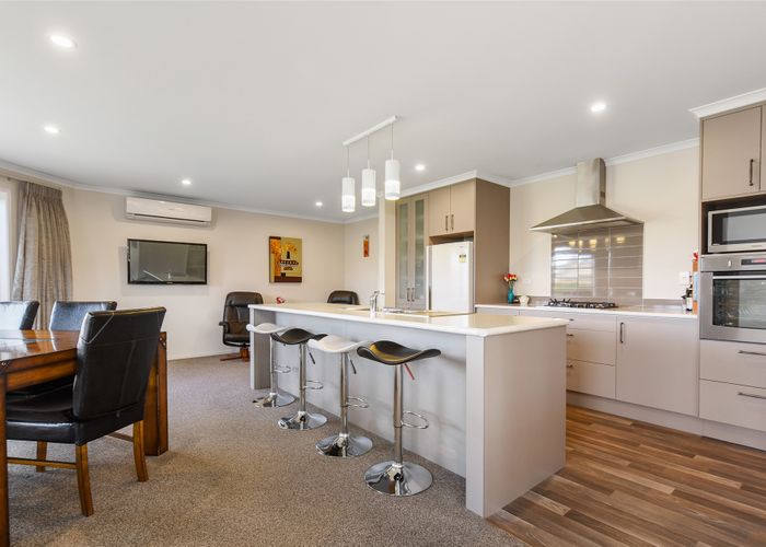  at 4 Briar Rose Court, Huntington, Hamilton