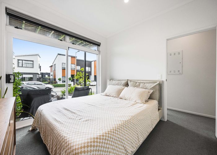  at 25 Marine Parade, Hobsonville, Waitakere City, Auckland