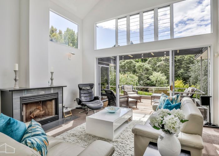  at 180 Forest Hill Road, Waiatarua, Auckland
