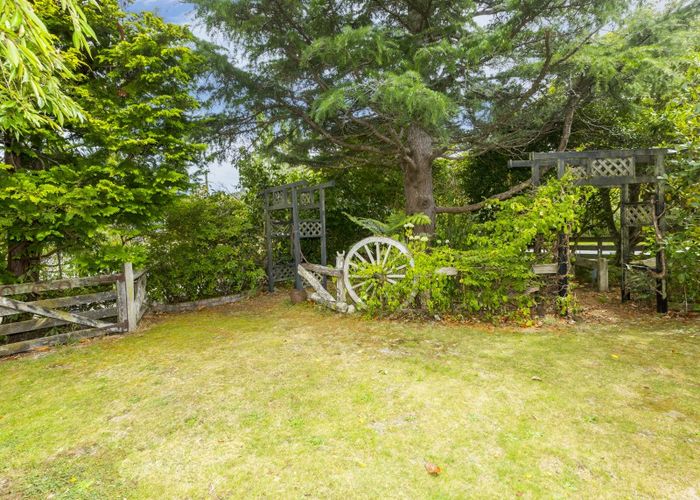  at 210 Plateau Road, Te Marua, Upper Hutt