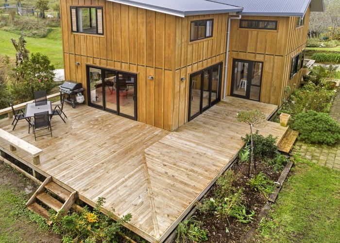  at 128 Lysnar Street, Okitu, Gisborne