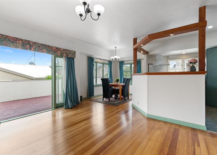  at 118 Forest Lake Road, Forest Lake, Hamilton