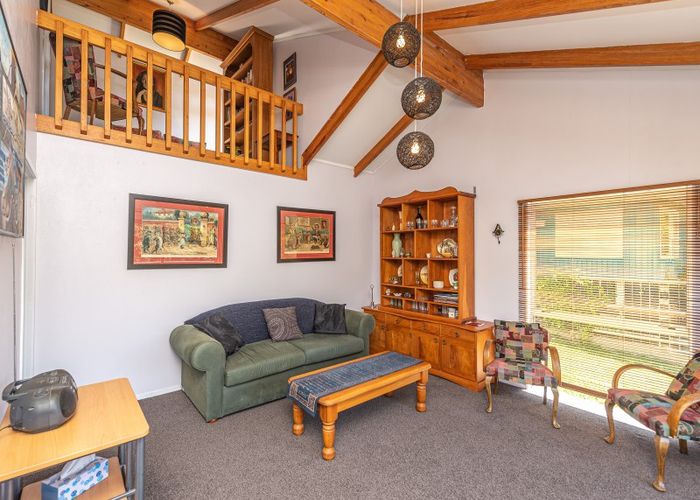  at 20 Forres Street, Durie Hill, Whanganui