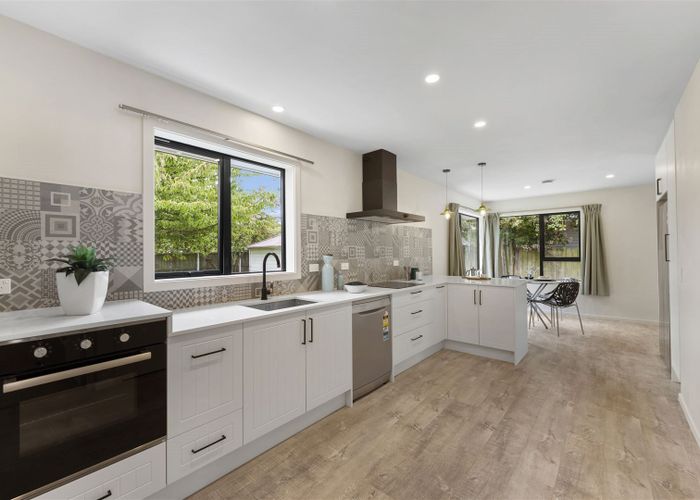  at 17 Sledmere Street, Burnside, Christchurch