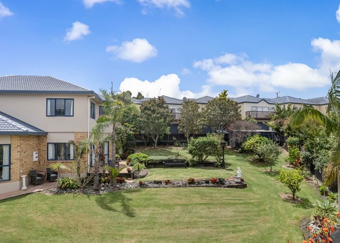  at 19 Belleaire Court, West Harbour, Auckland