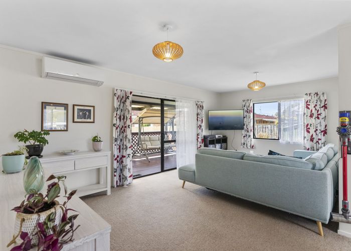  at 3/83 Glendale Road, Glen Eden, Auckland