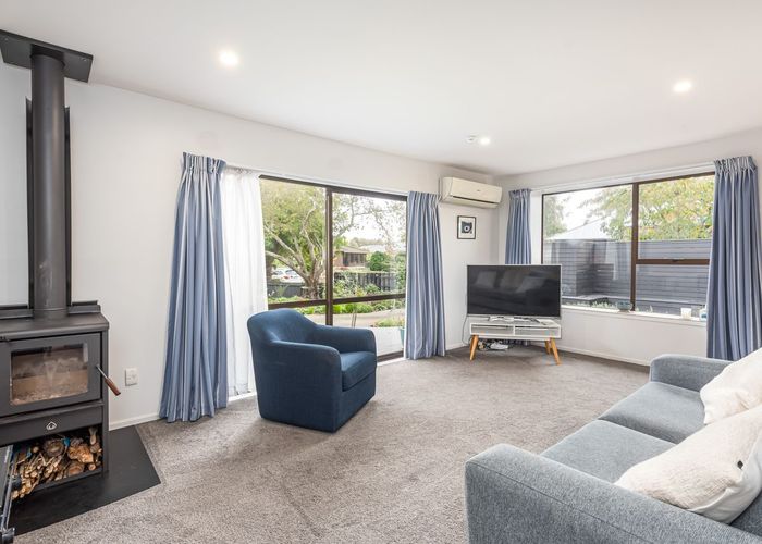  at 18 Lowry Avenue, Redwood, Christchurch City, Canterbury