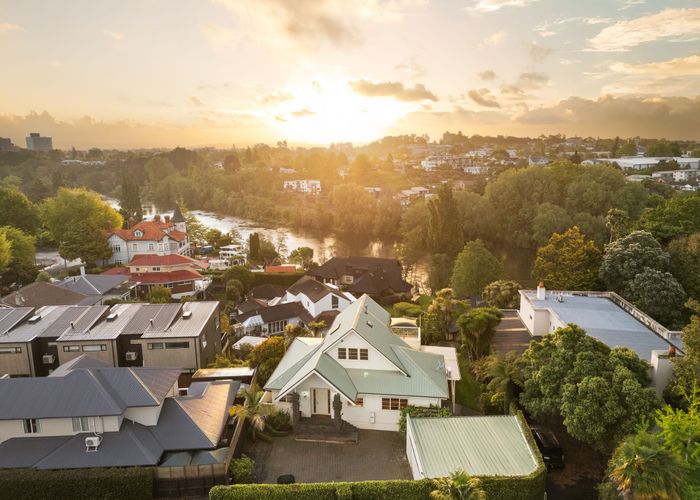  at 11A Wellington Street, Hamilton East, Hamilton, Waikato