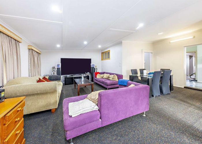  at 32A Rosella Road, Mangere East, Auckland