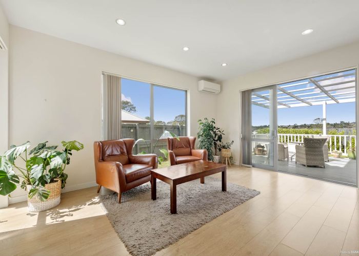  at 6 Irongate Avenue, Ranui, Auckland