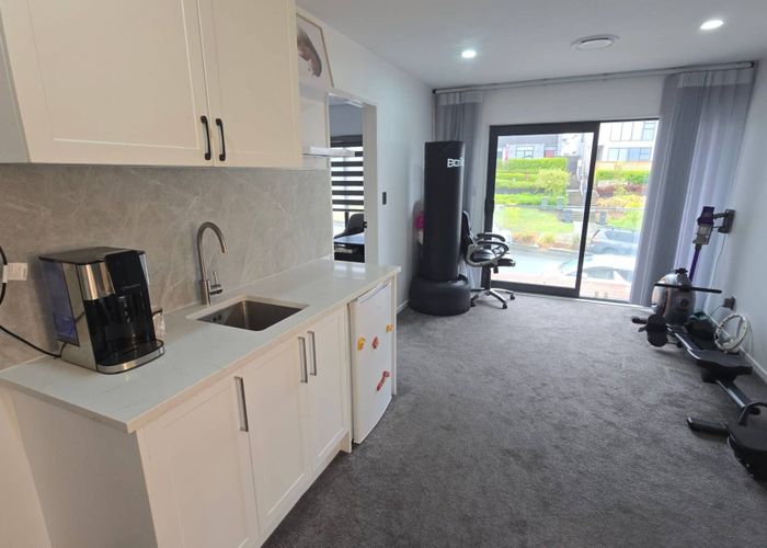  at 86 Longhorn Drive, Flat Bush, Manukau City, Auckland