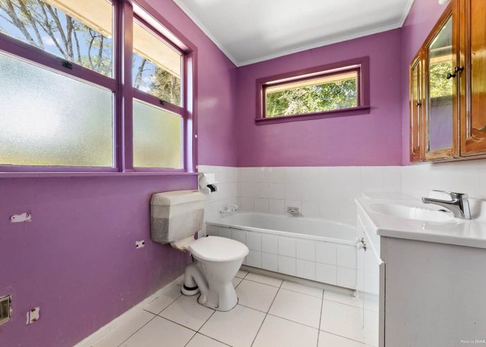  at 5 Beverly Place, New Lynn, Waitakere City, Auckland