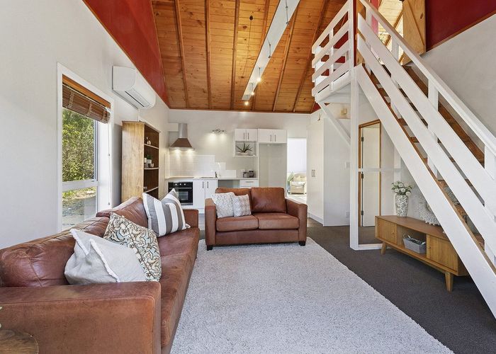  at 39a Bodmin Terrace, Camborne, Porirua, Wellington