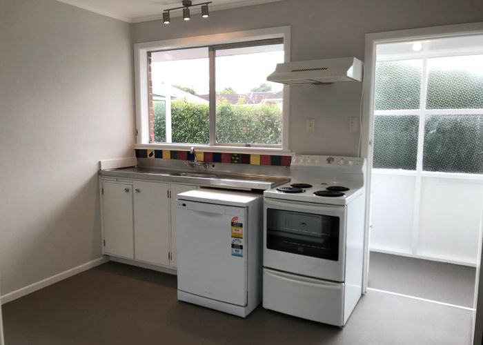  at 4/6 Peary Road, Mount Eden, Auckland City, Auckland