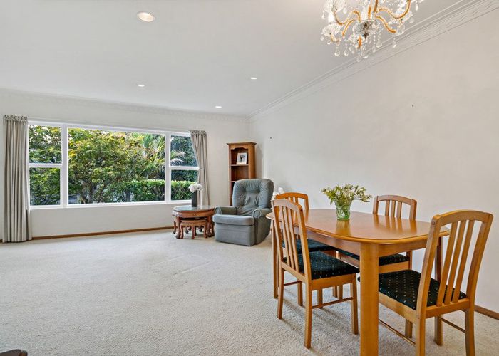  at 2/42 Amy Street, Ellerslie, Auckland