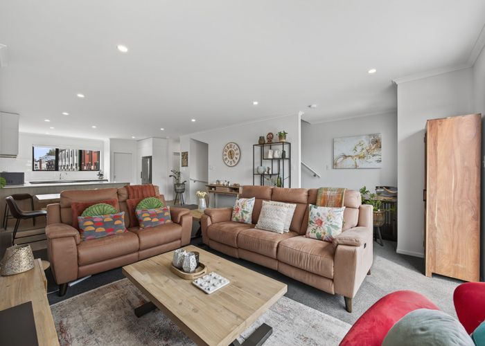  at 4/271 Ormiston Road, Flat Bush, Manukau City, Auckland