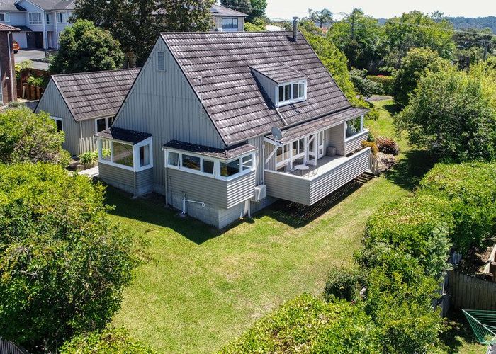  at 212 Metcalfe Road, Ranui, Auckland