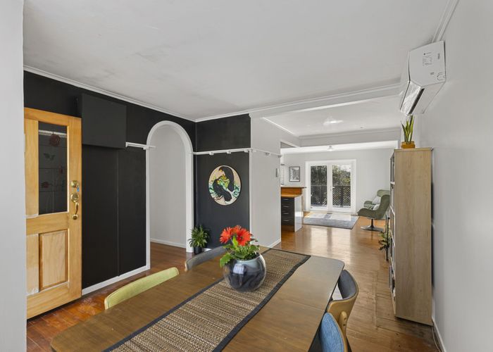  at 230 Upper Harbour Drive, Greenhithe, North Shore City, Auckland