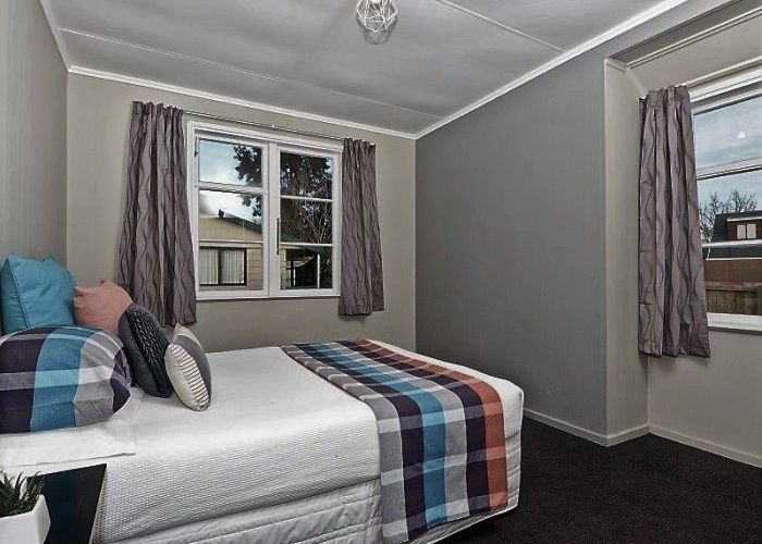  at 5 Clarkin Road, Fairfield, Hamilton