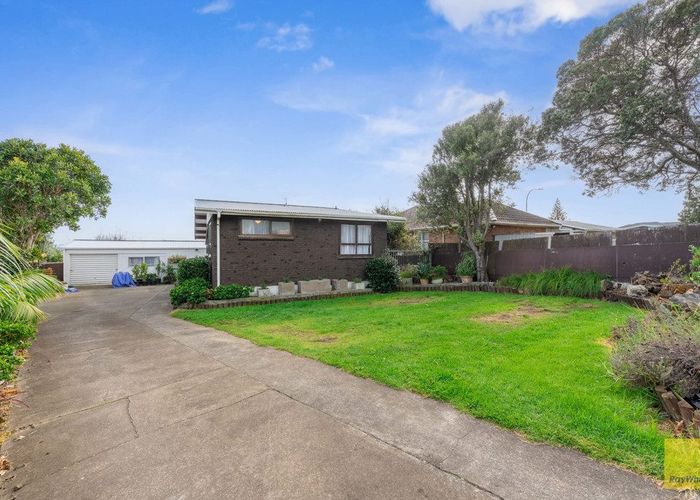  at 575 Massey Road, Mangere, Auckland
