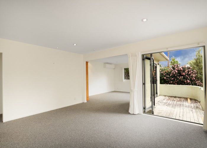  at 2/25 Wright Road, Point Chevalier, Auckland City, Auckland