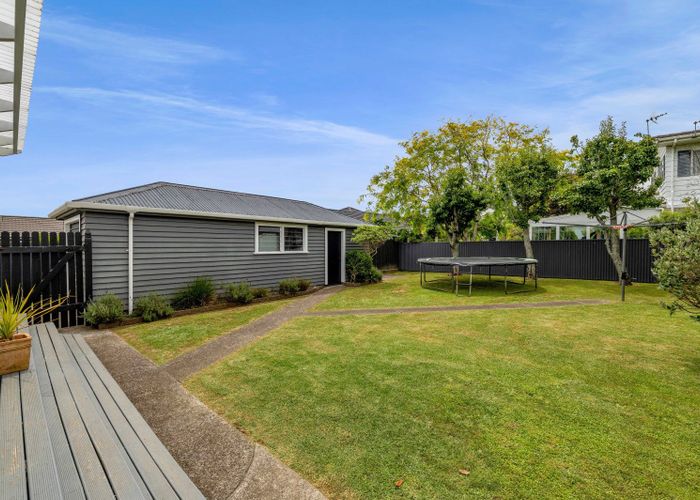  at 7 Hursthouse Street, Vogeltown, New Plymouth, Taranaki