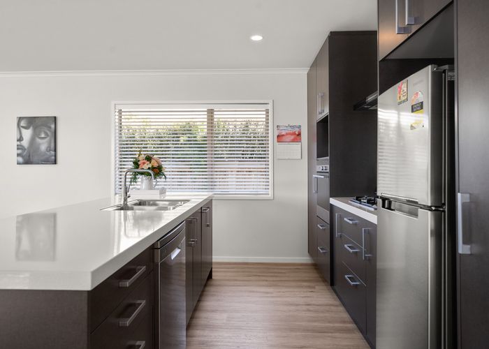  at 42 Benmore Crescent, Pyes Pa, Tauranga