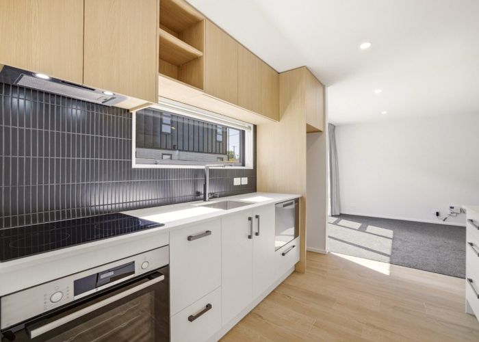  at 2/9 Spring Grove Street , Spreydon, Christchurch City, Canterbury