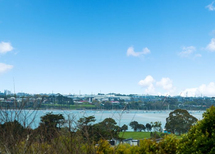  at 7B Hilton Place, Wai O Taiki Bay, Auckland City, Auckland