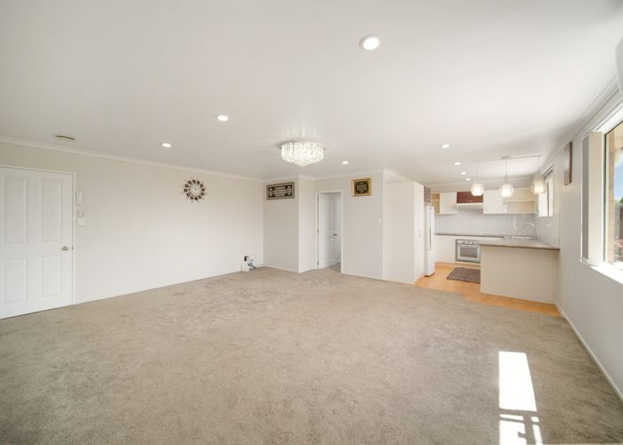  at 11 Naylors Drive, Mangere, Auckland